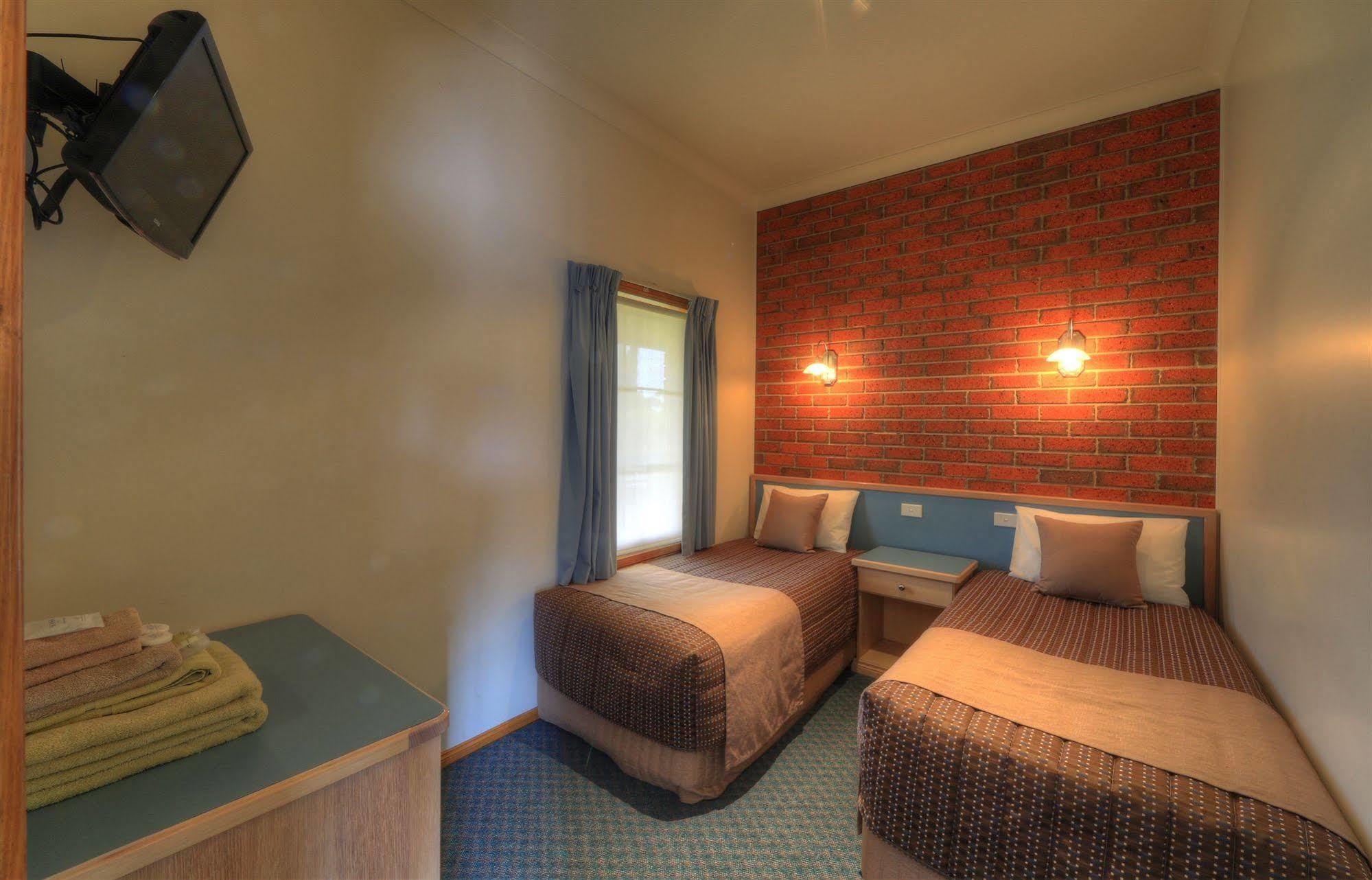 Bairnsdale Tanjil Motor Inn Exterior foto